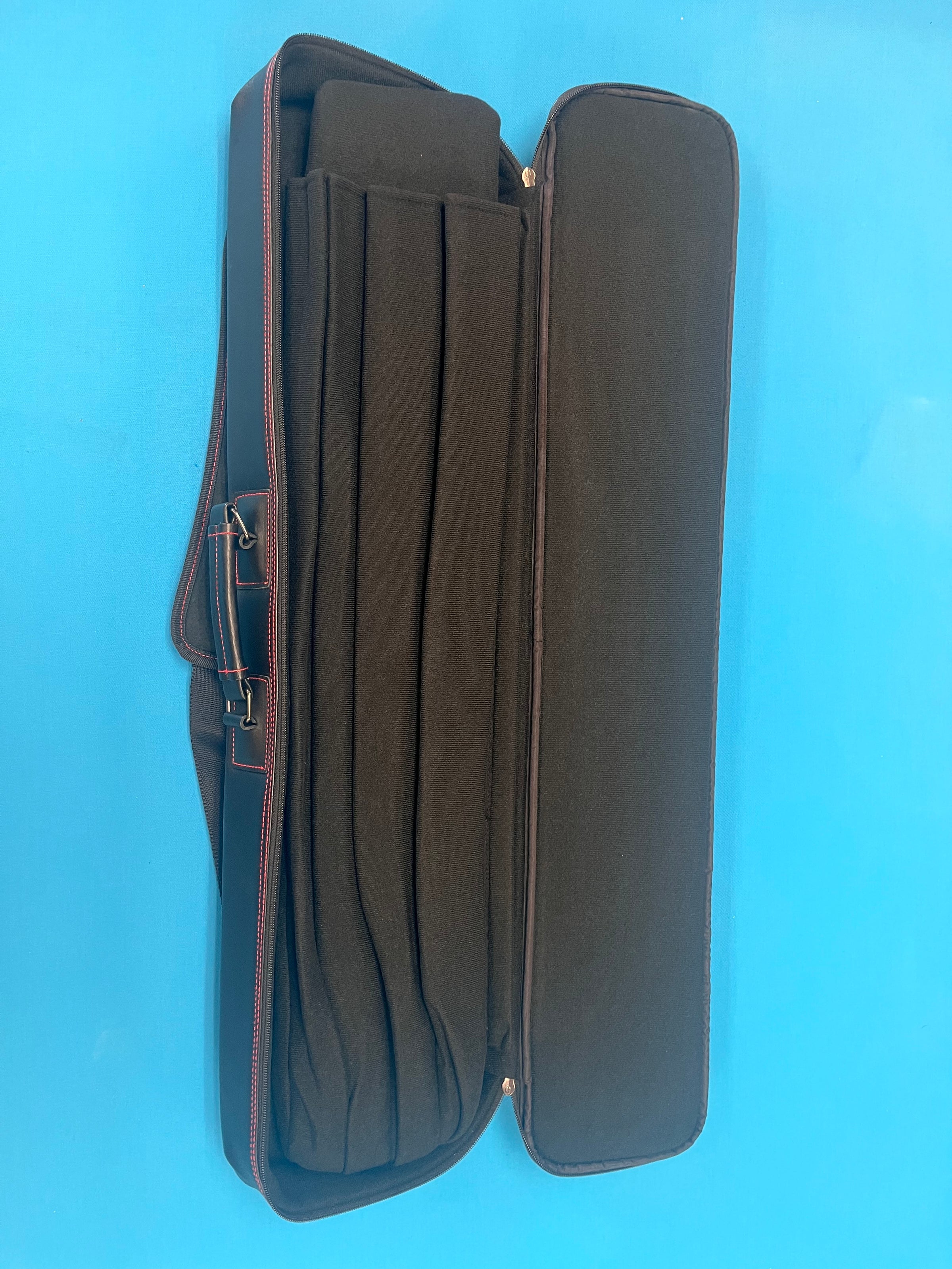 4x8 Soft Cue Bag with Double Shoulder Straps - view 3