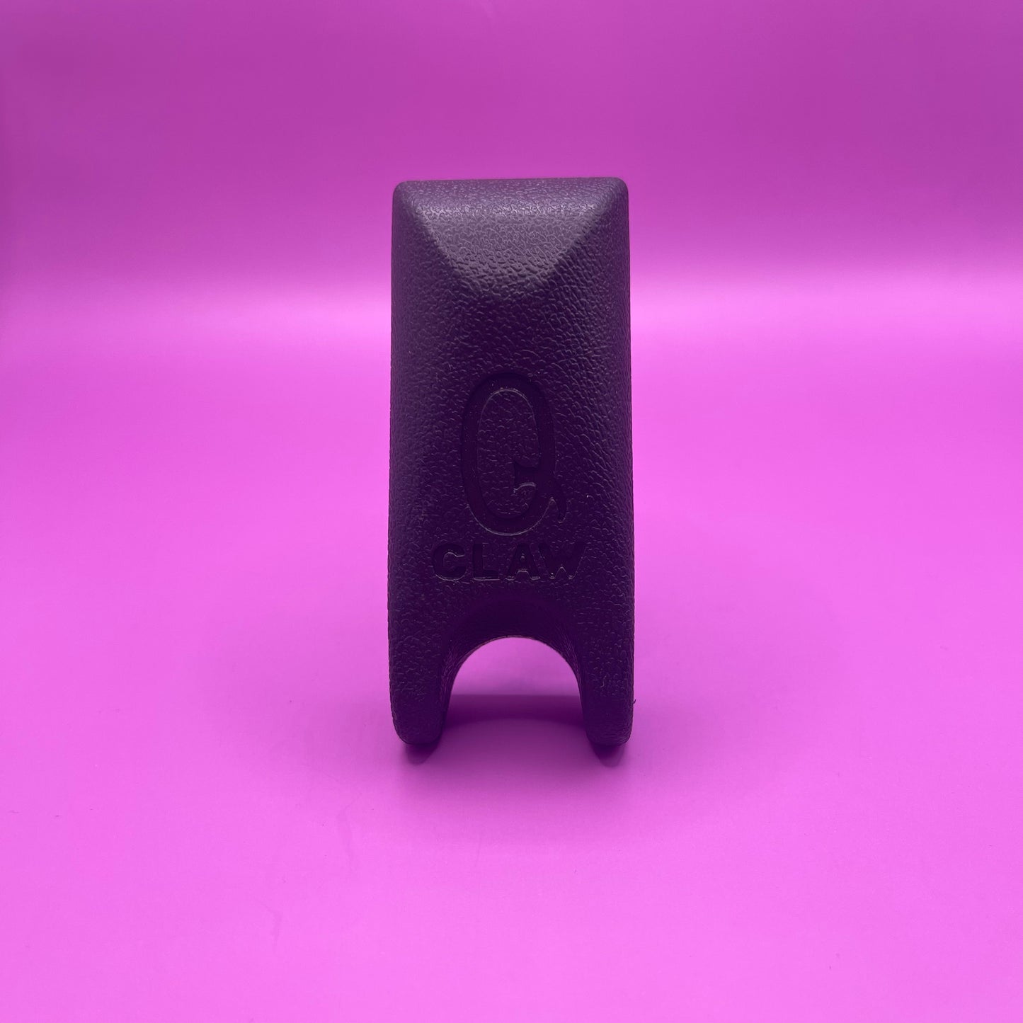 Q- Claw Holders - view 13