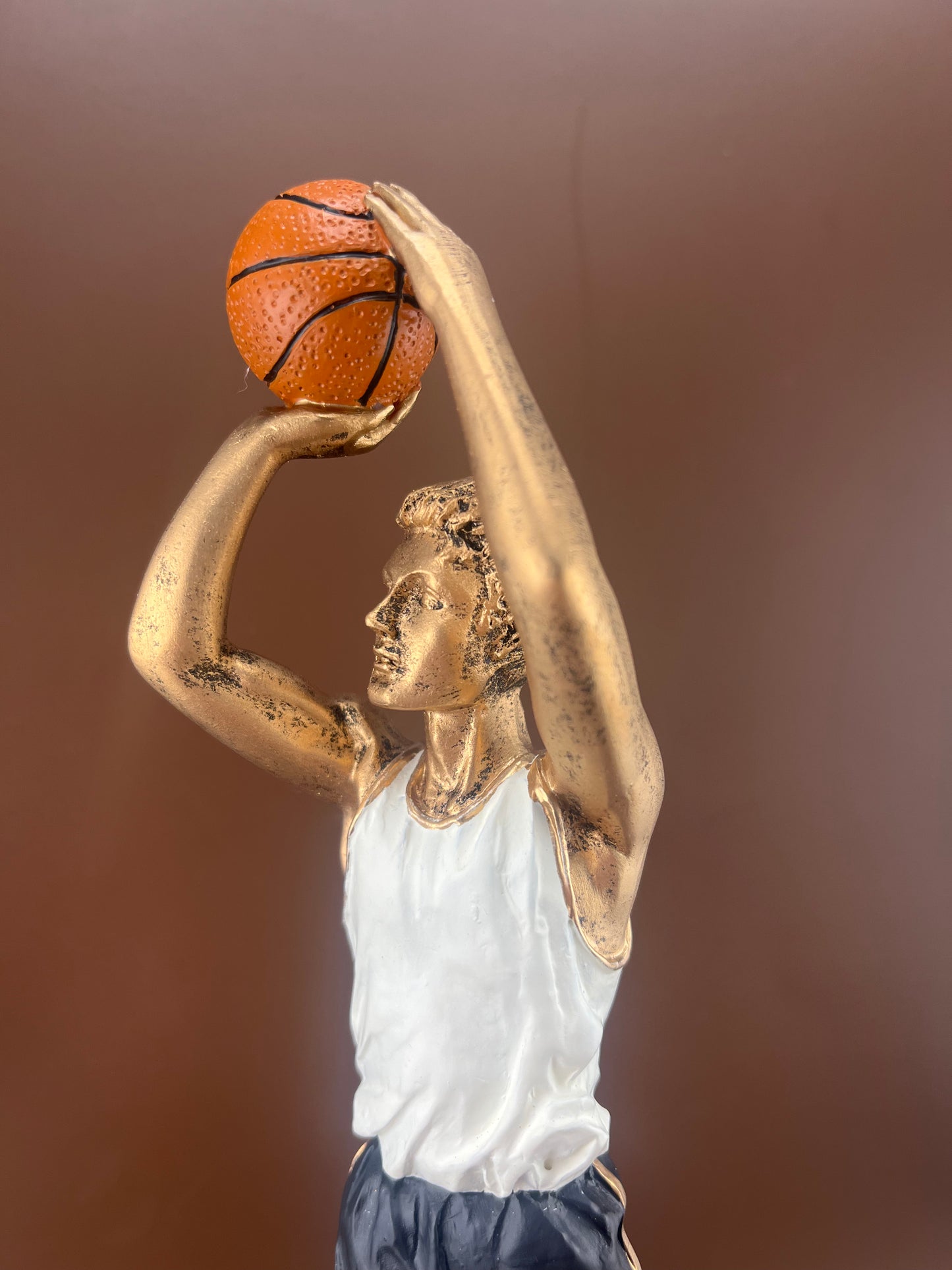 Male Basketball Resin Trophy 11"