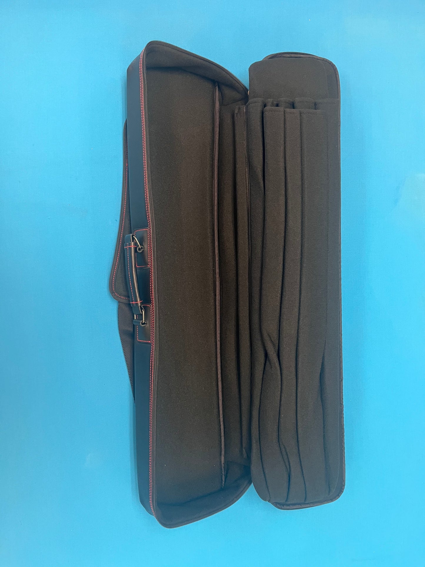 4x8 Soft Cue Bag with Double Shoulder Straps - view 4
