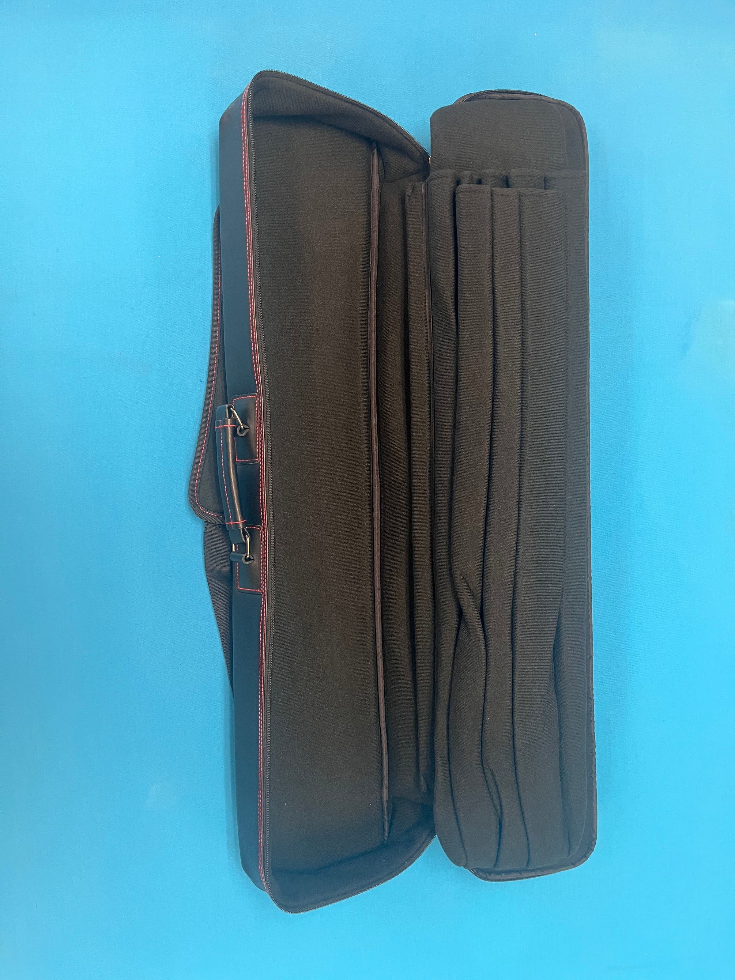 4x8 Soft Cue Bag with Double Shoulder Straps - view 4