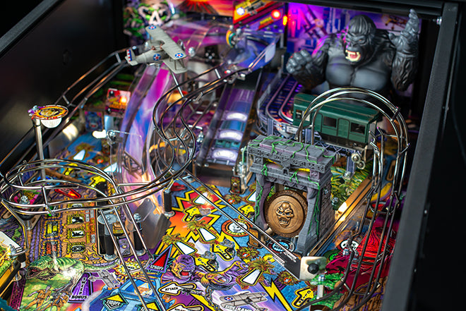 King Kong: Myth of Terror Island Premuim Stern Pinball - view 16