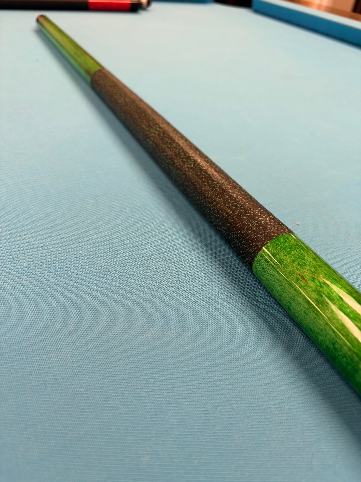 McDermott Pool Cue Emerald Green Black Green Linen Wrap