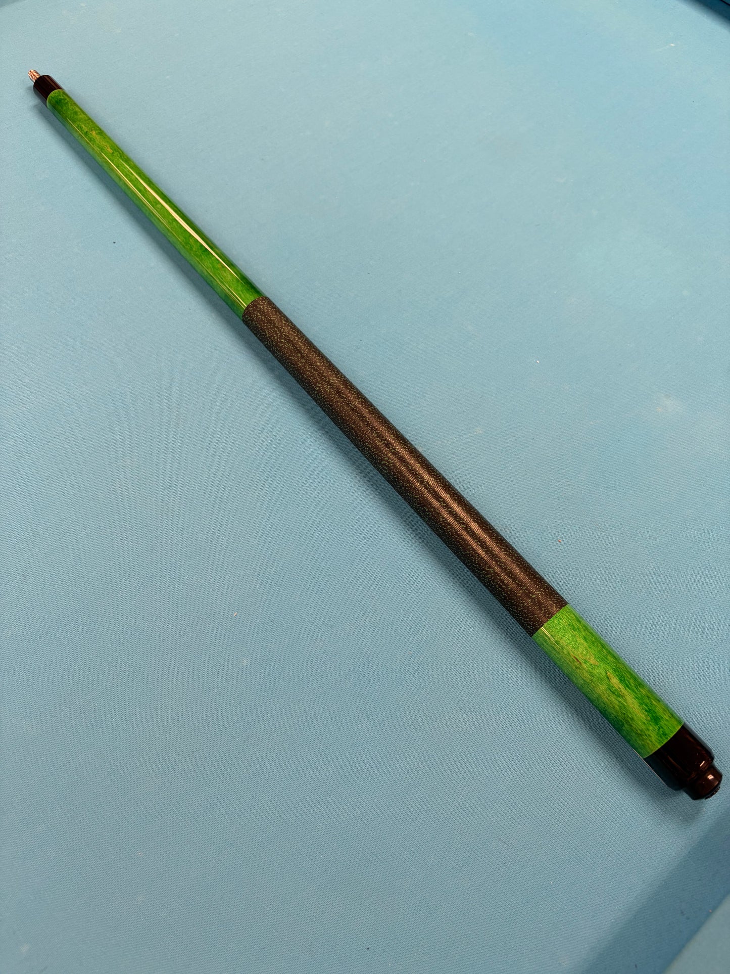 McDermott Pool Cue Emerald Green Black Green Linen Wrap