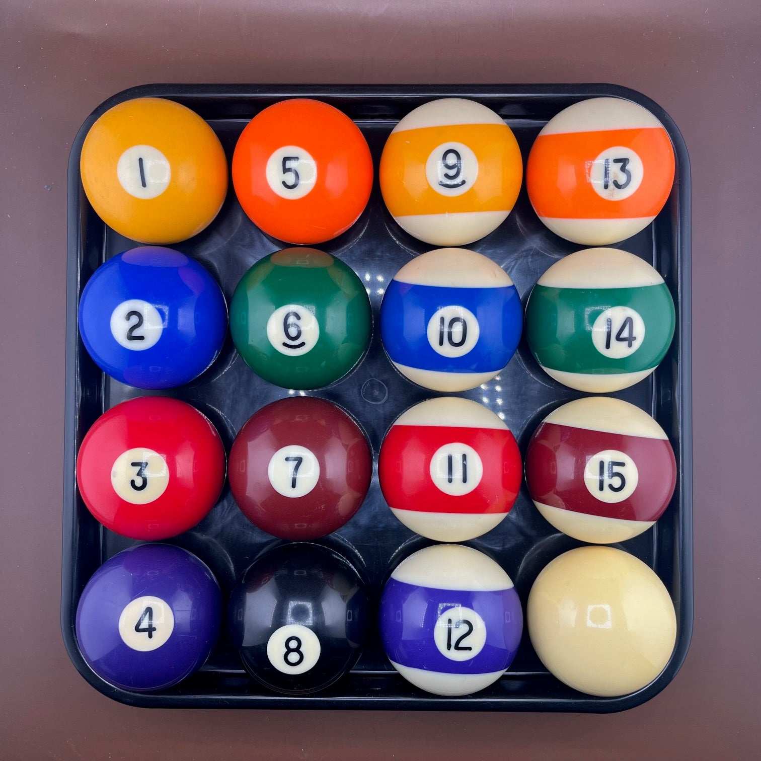 Generic Pre-Owned Billiard Ball Set