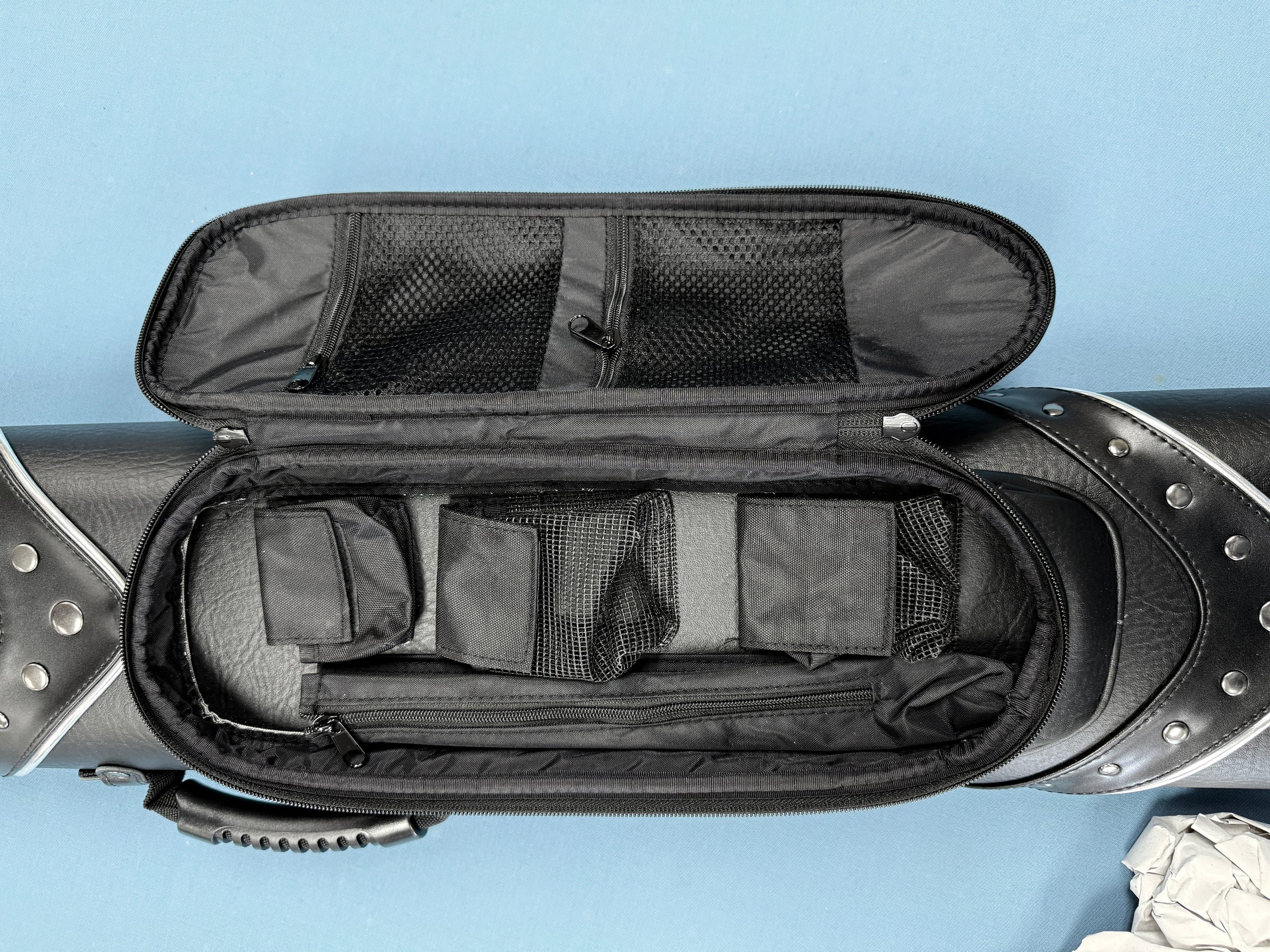 4x6 Riveted Black Cue Case with Silver Accents - view 4