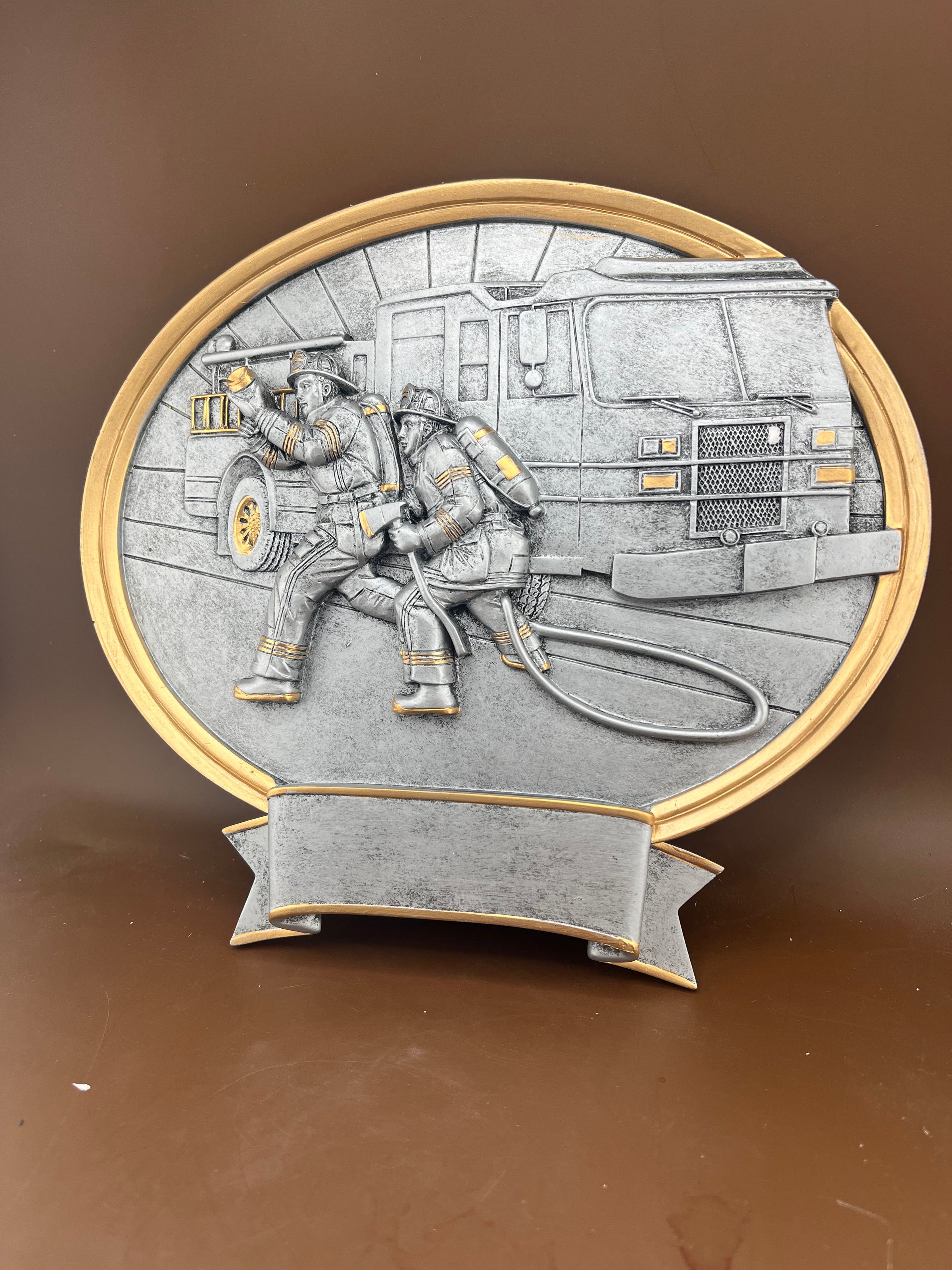 Firefighter Oval Resin - view 2