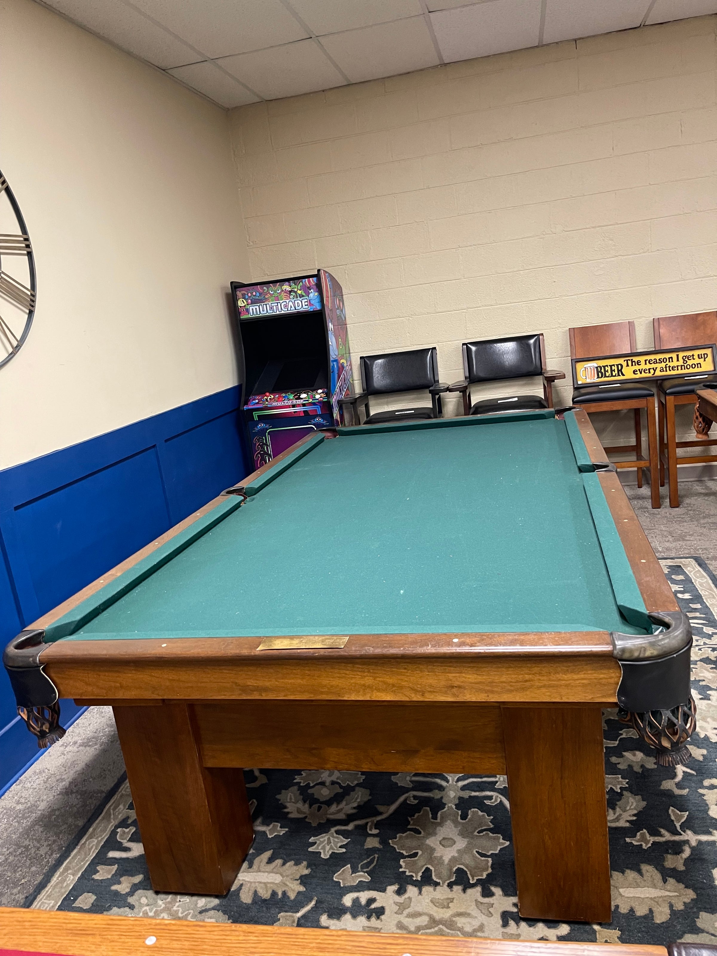 9' Antique Monarch Pre-Owned Pool Table - view 2