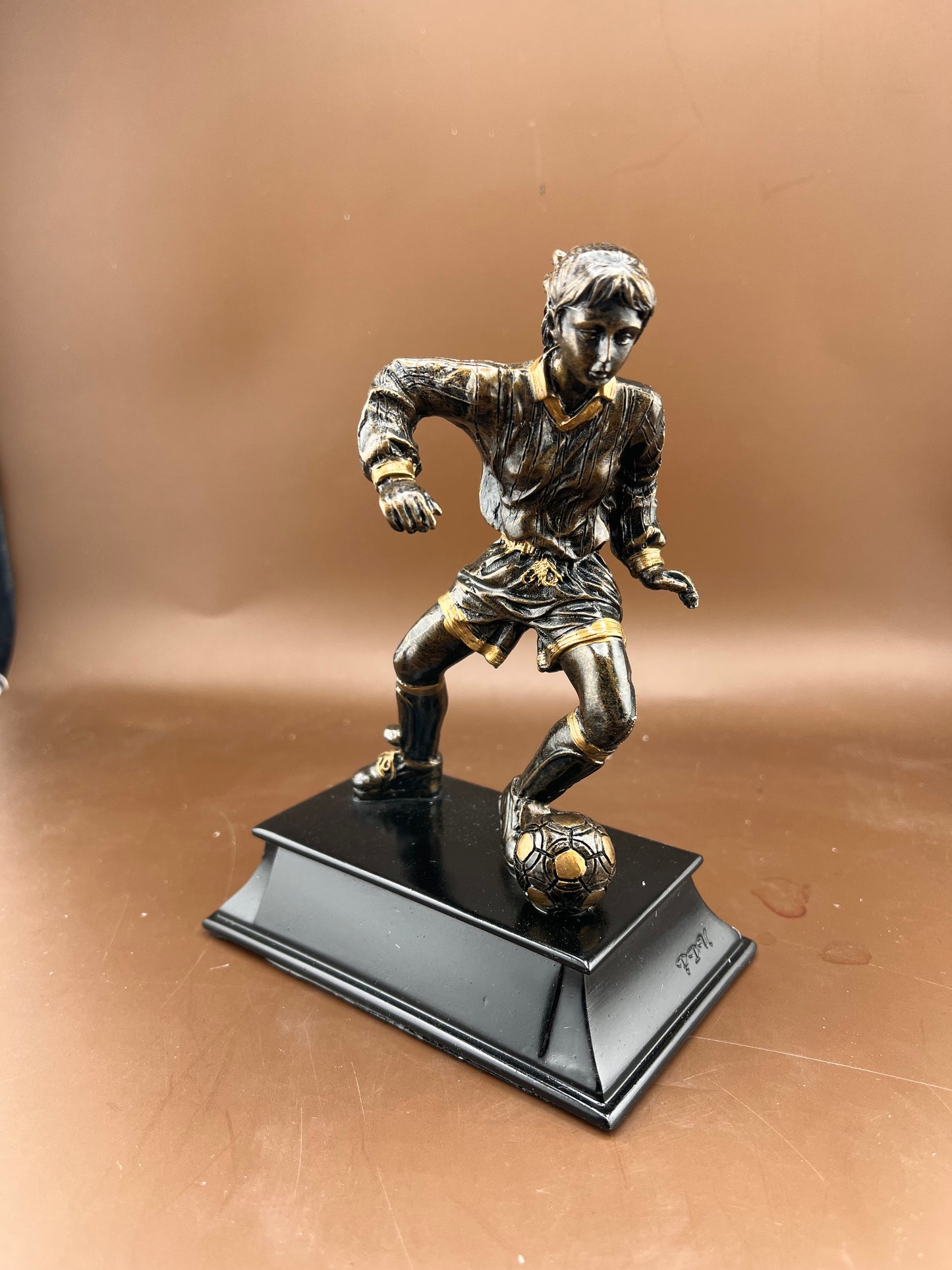 Female Soccer Action 6" Resin Trophy