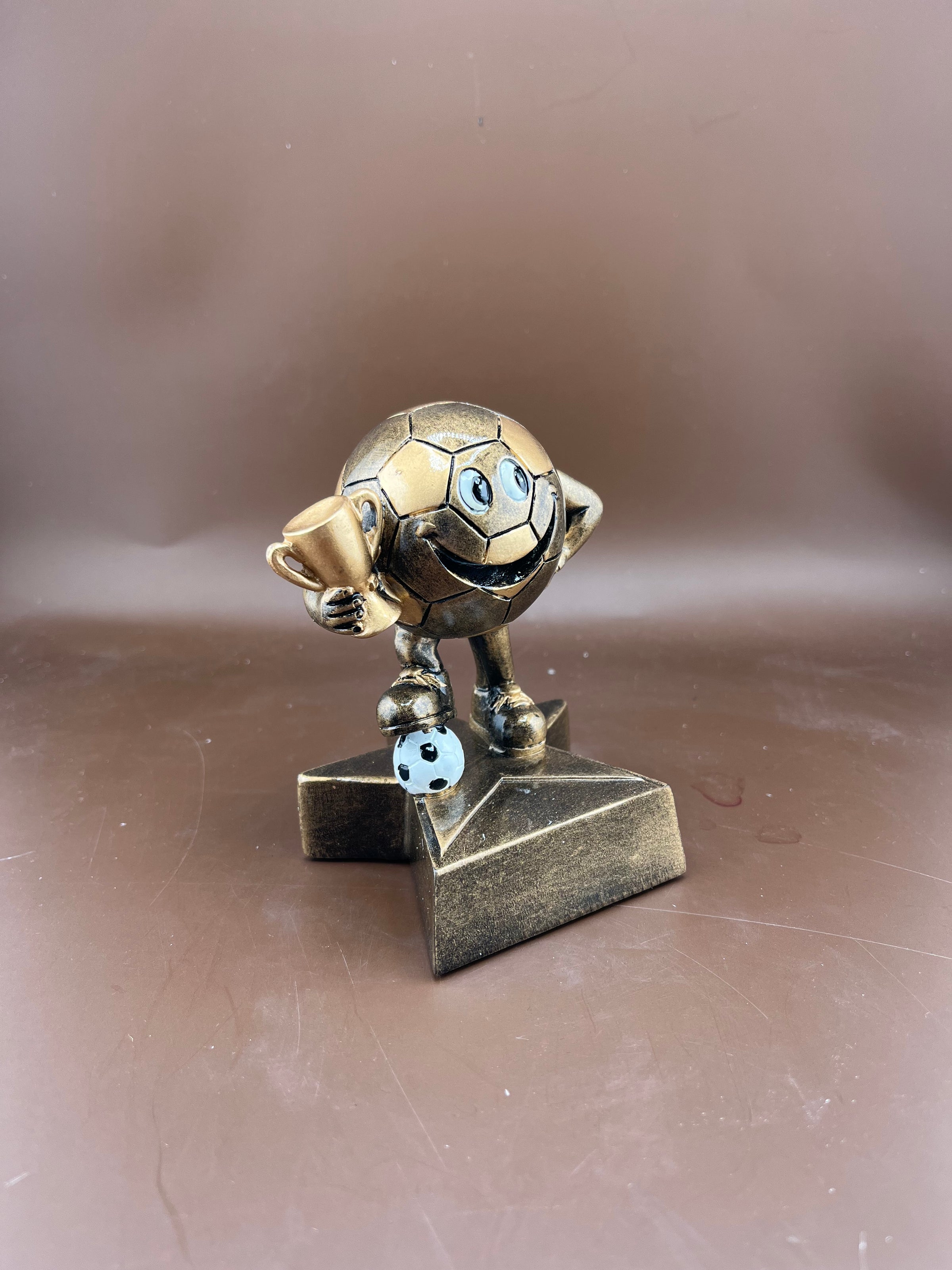 RESIN SOCCER LITTLE BUDDY 4" - view 3