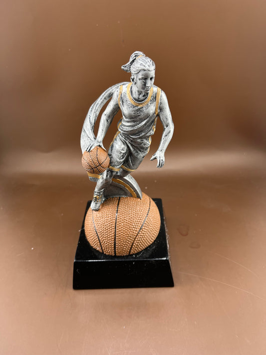 Motion Xtreme Basketball Female 7.5" Resin Trophy