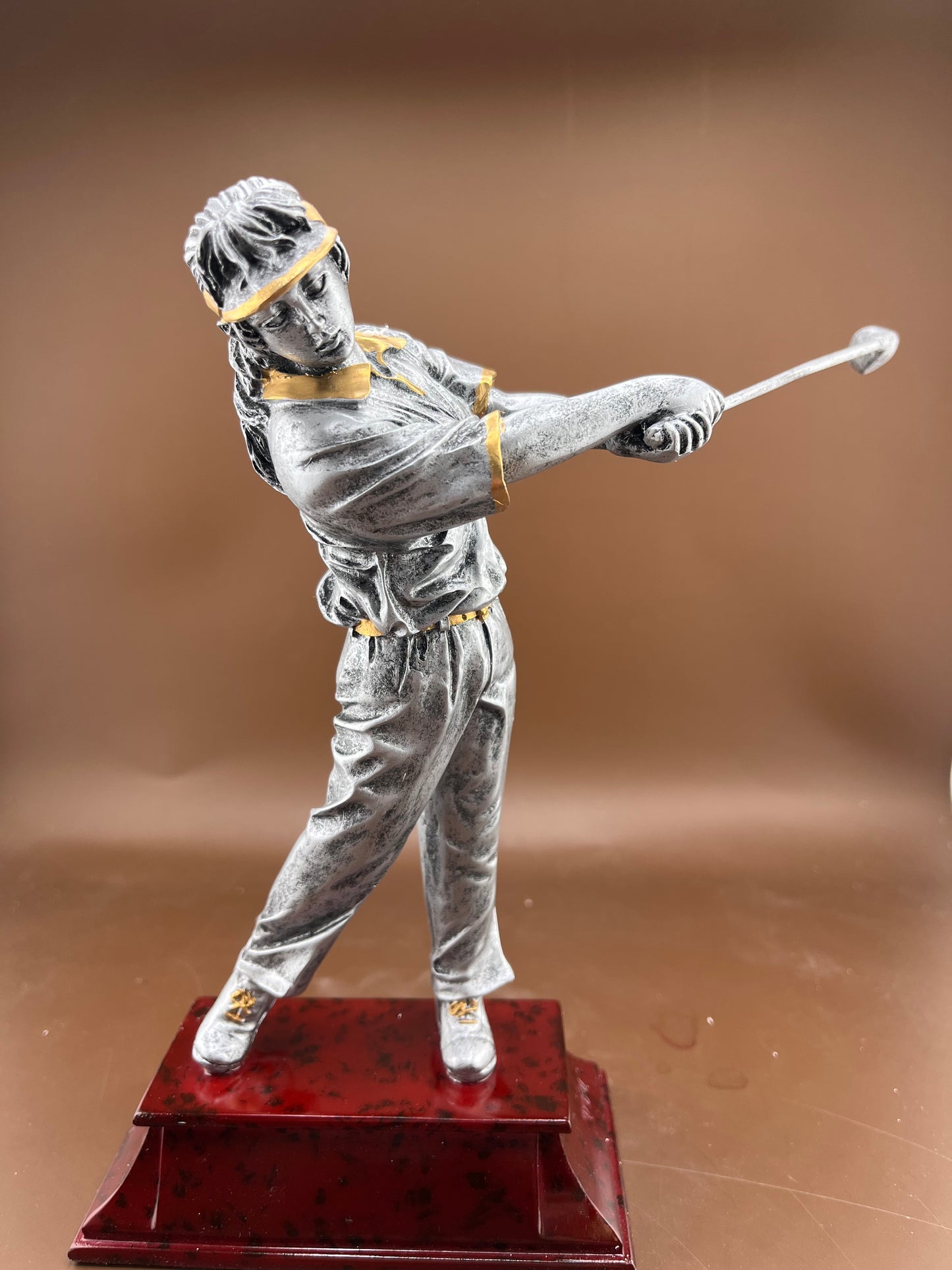 Female Golfer 8" Resin Trophy