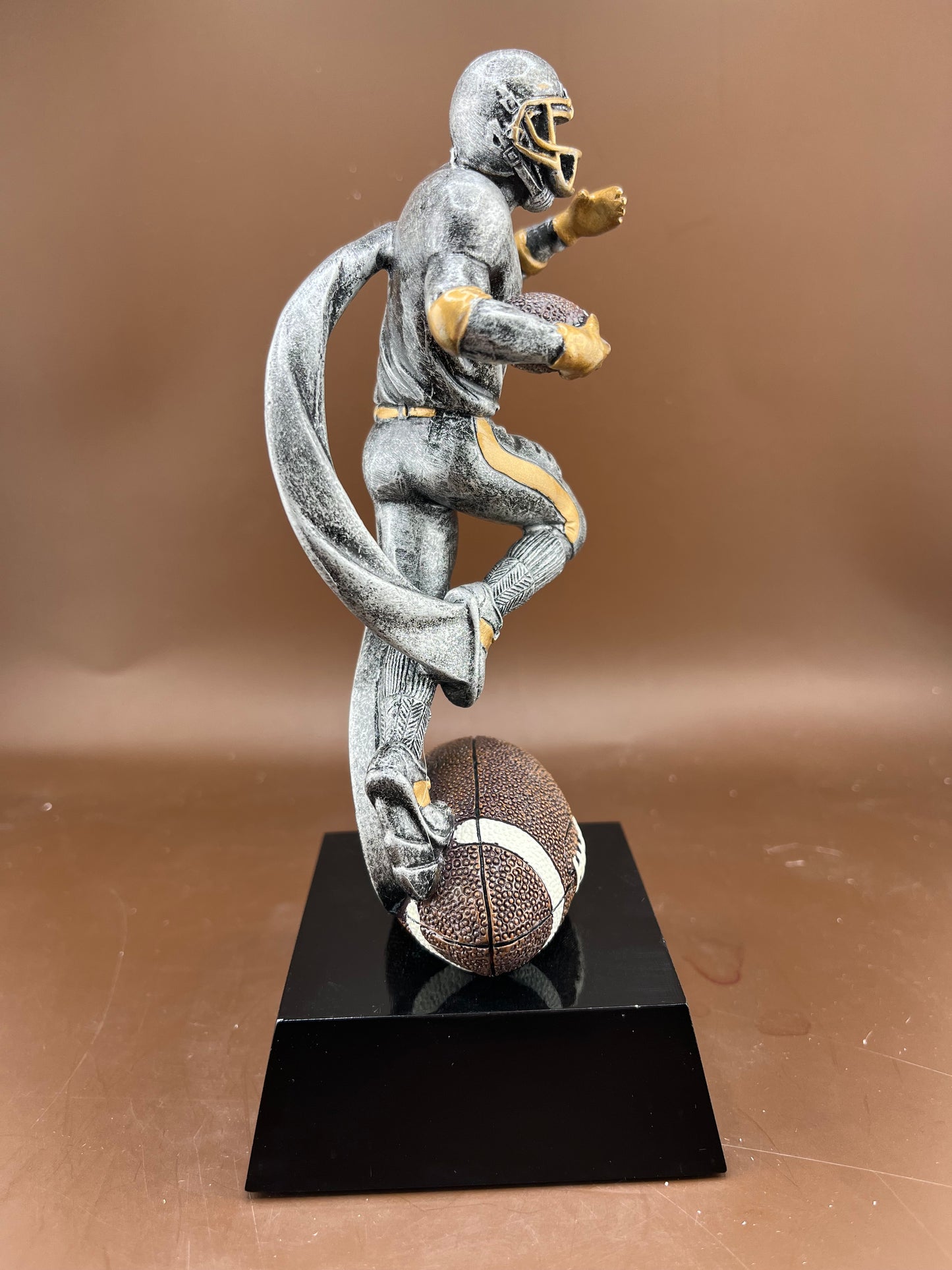 MOTION X FOOTBALL 9" RESIN TROPHY