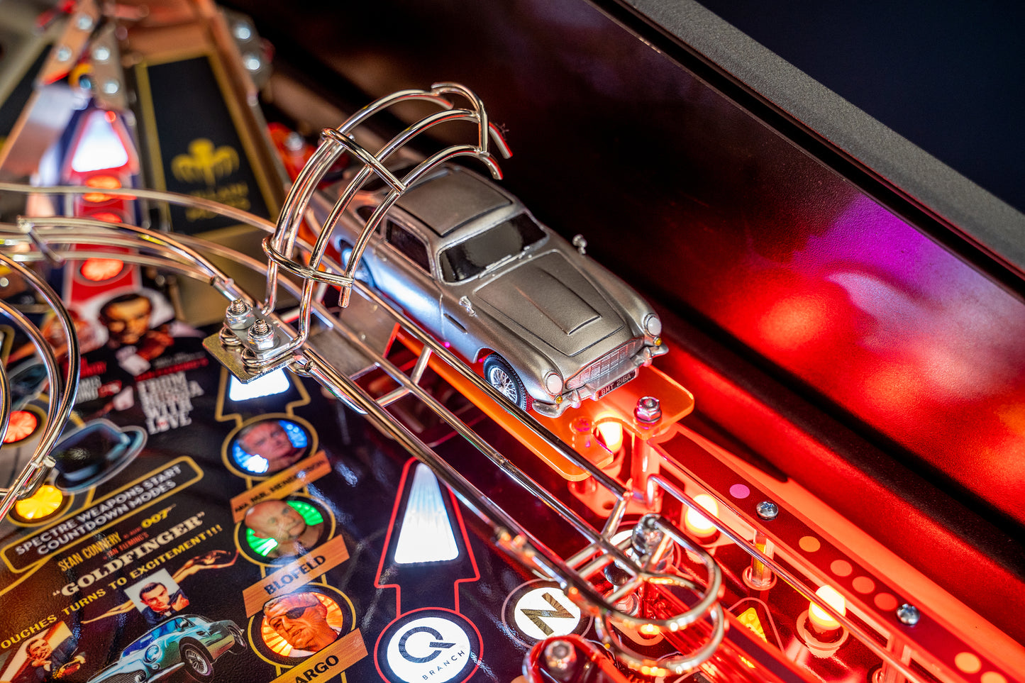 James Bond 007 Premium Stern Pinball