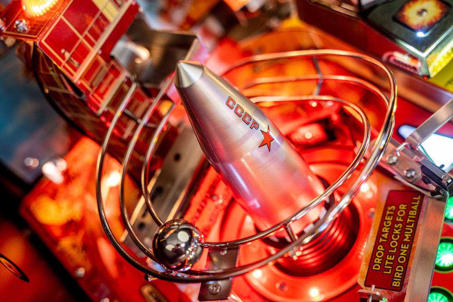 James Bond 007 Premium Stern Pinball