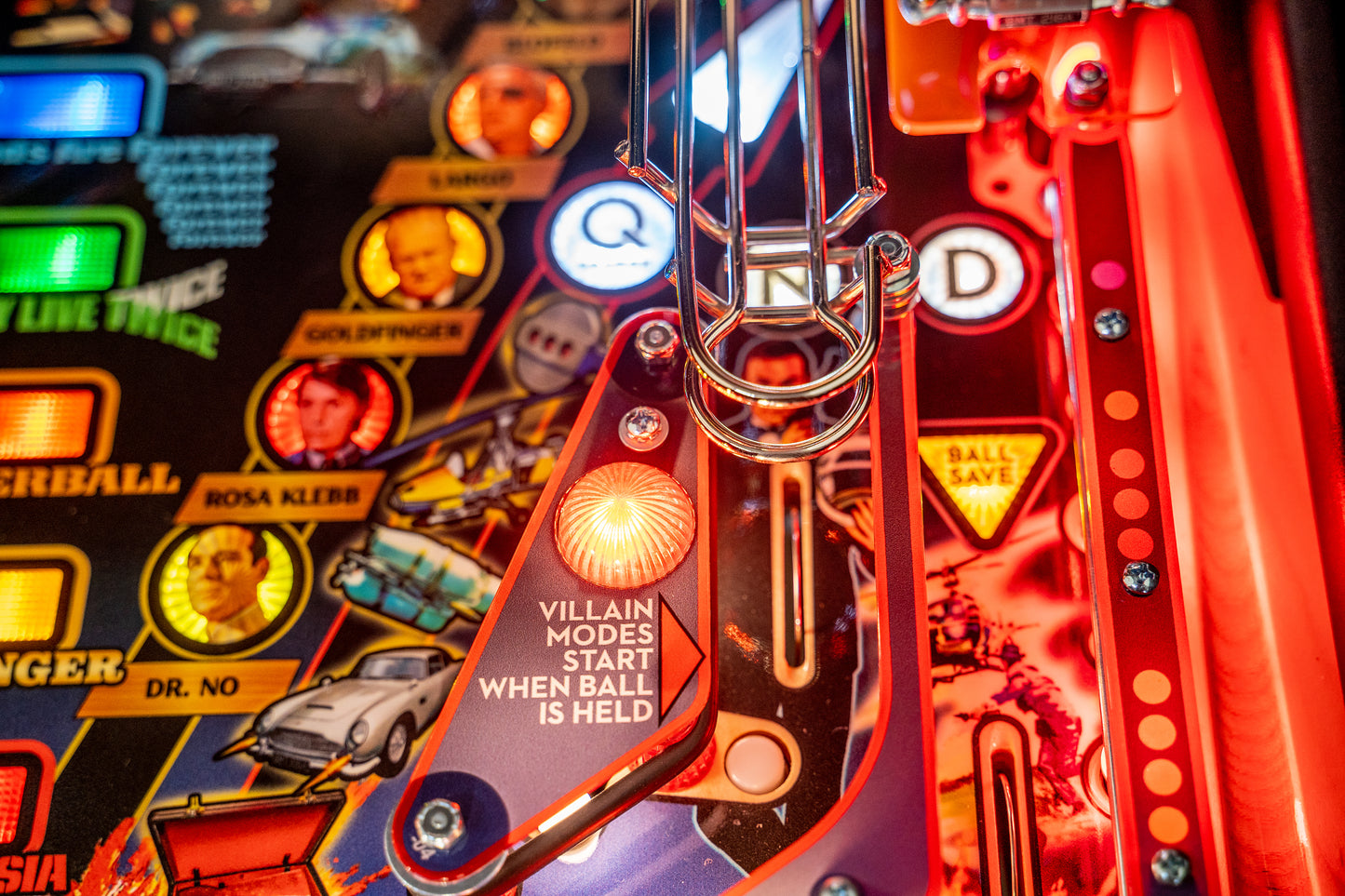 James Bond 007 Premium Stern Pinball