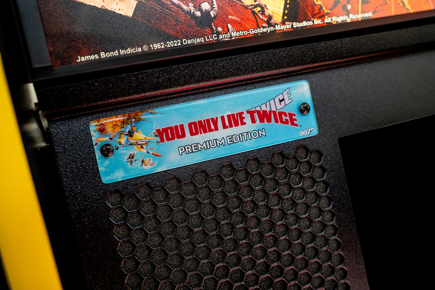 James Bond 007 Premium Stern Pinball