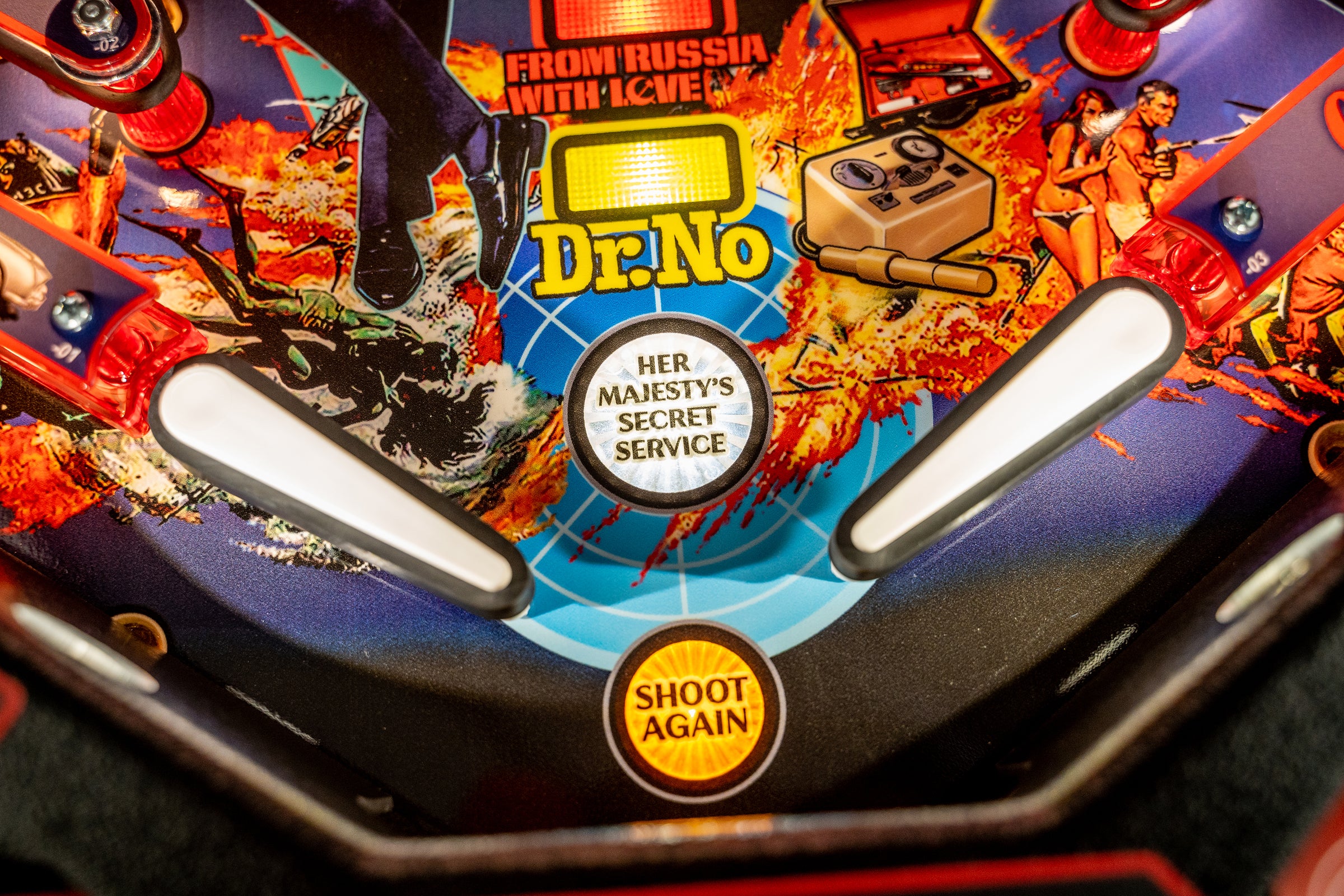 James Bond 007 Pro Stern Pinball - view 11