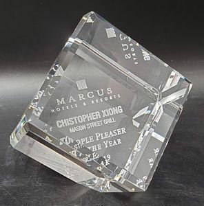 1.5" Crystal Cube Award