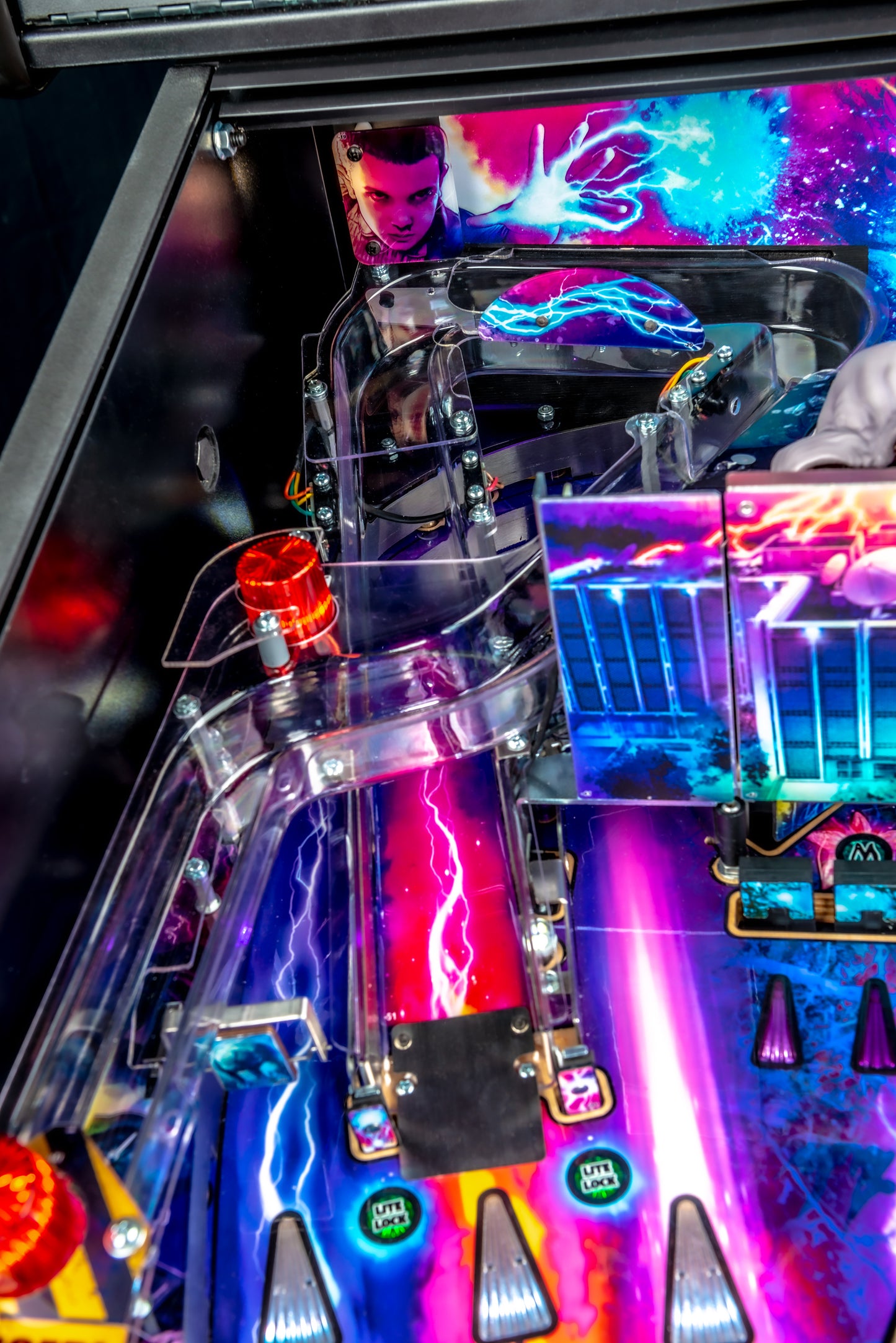 Stranger Things Pro Stern Pinball