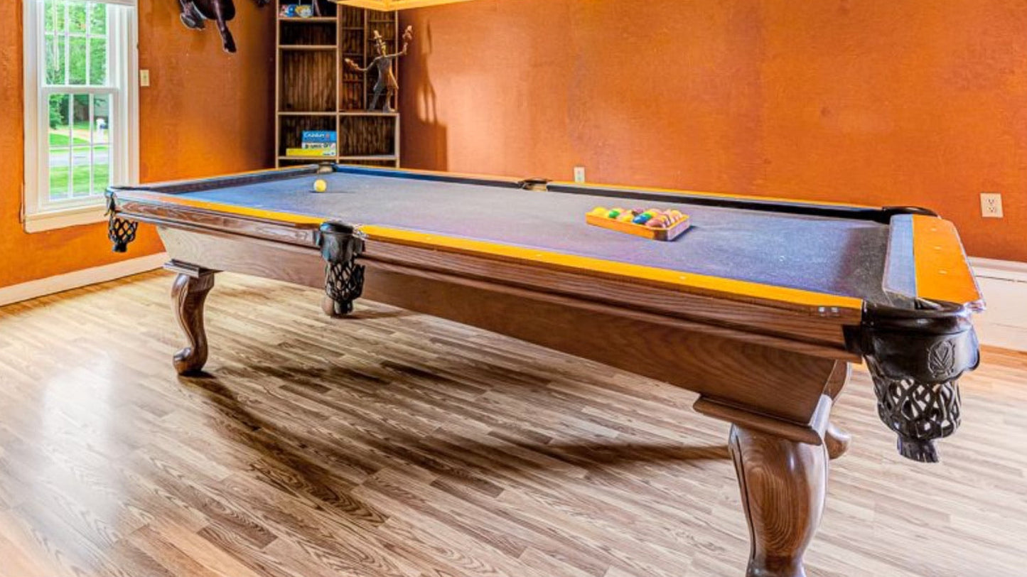 Pre-Owned 9' Connelly Pool Table