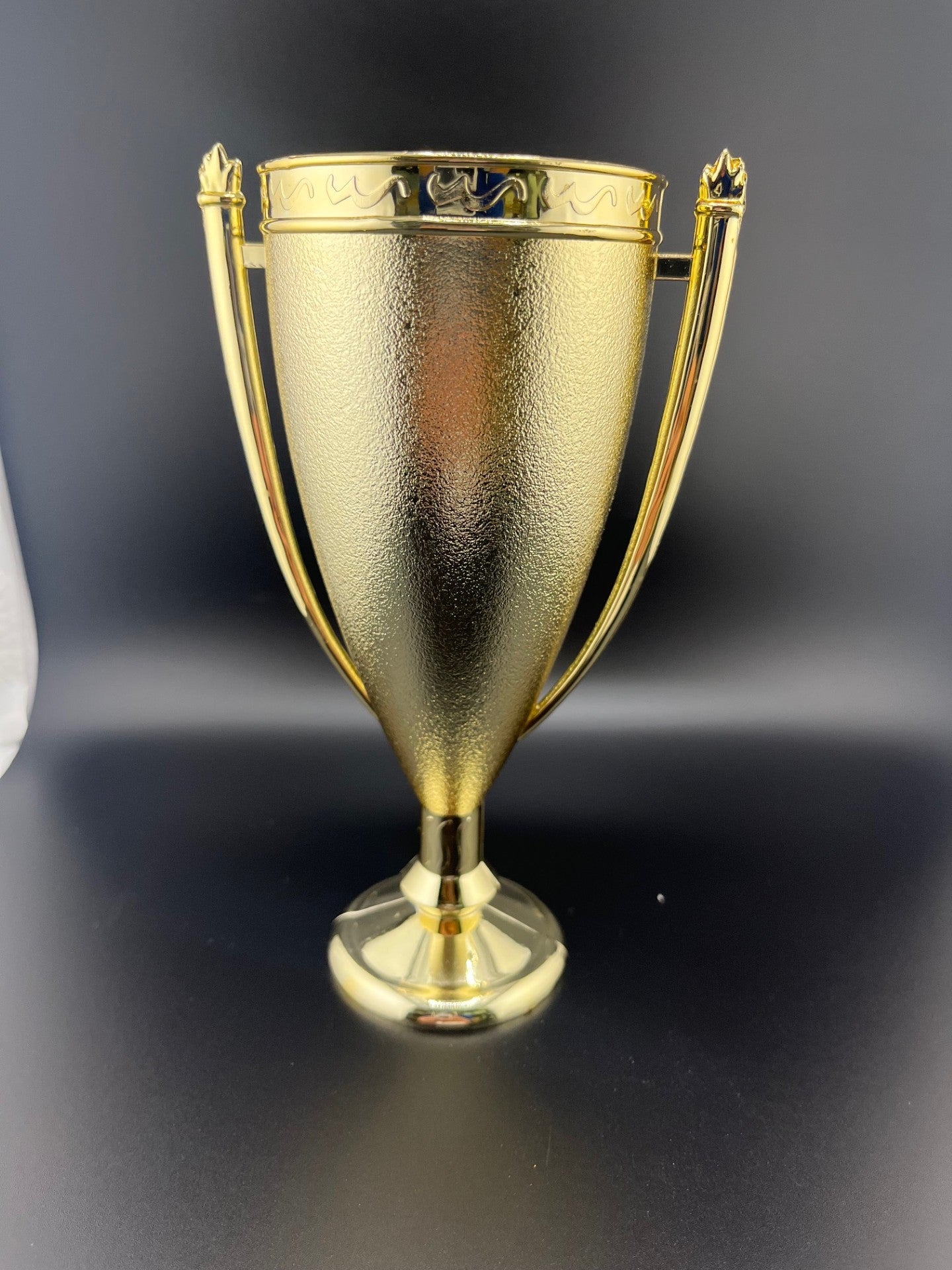 7" stippled flame cup
