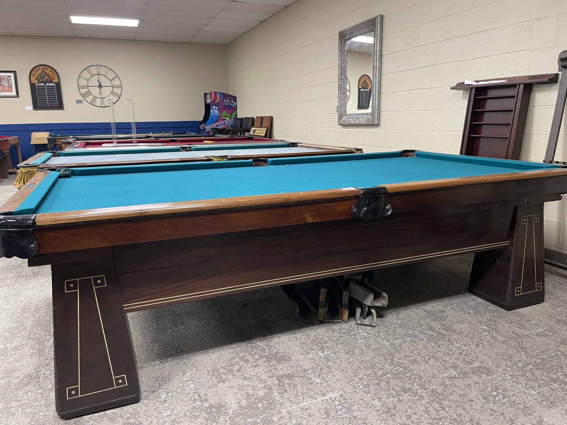 9' Art Deco Pre-Owned Pool Table