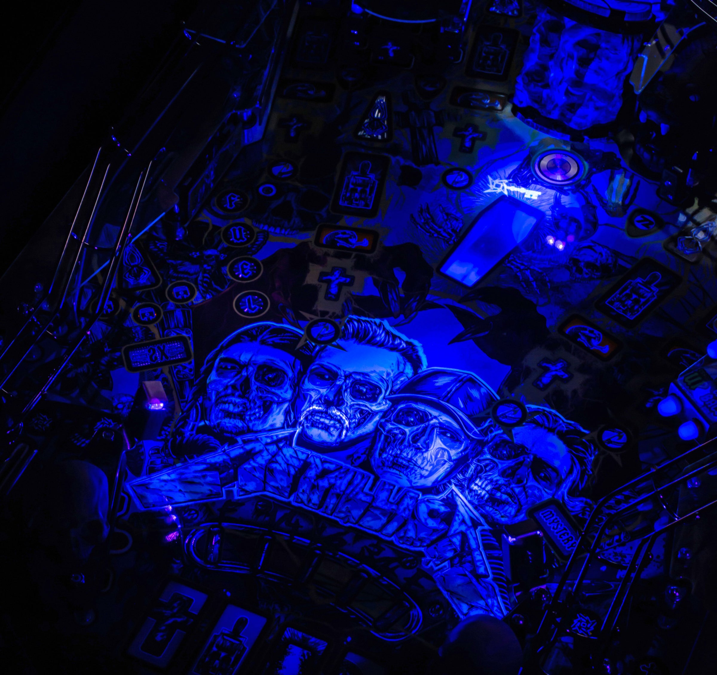 Metallica Remastered Premium Stern Pinball - view 10